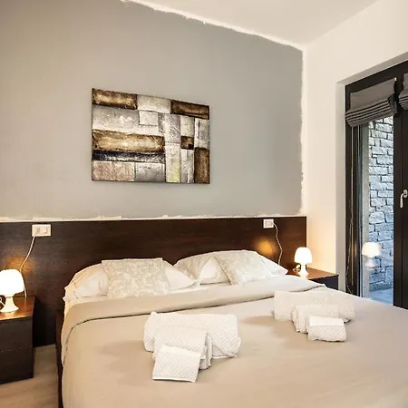 Διαμέρισμα Glicine Vercana